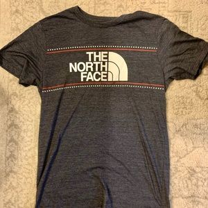 NWOT North Face Tshirt